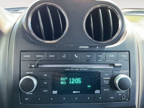 Used 2014 Jeep Patriot Sport w/ Power Value Group AWD/4WD image 14