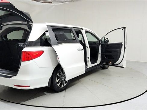 Used 2024 Honda Odyssey EX-L image 10