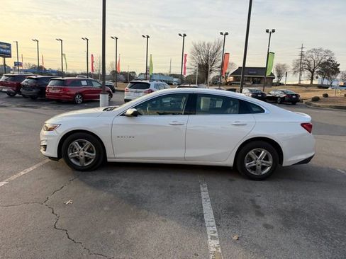 Certified 2025 Chevrolet Malibu LS image 7
