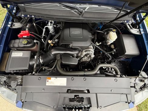 Used 2013 Chevrolet Avalanche LTZ image 72