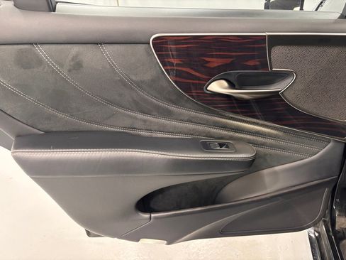 Used 2018 Lexus LS 500 AWD image 23