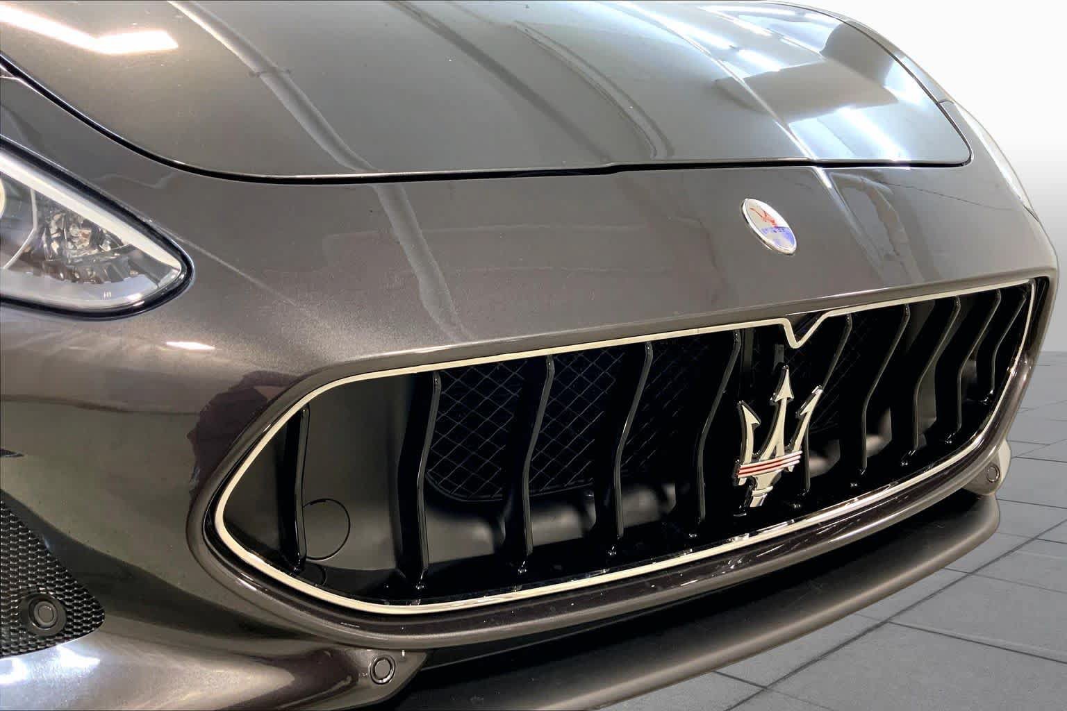 Used 2018 Maserati GranTurismo Sport RWD image 32