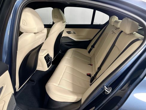 Used 2025 BMW 330i 330i w/ Premium Package image 24