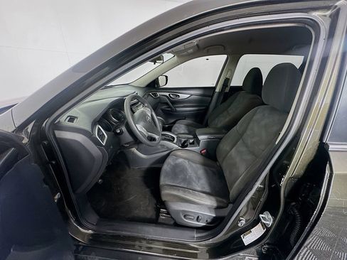 Used 2016 Nissan Rogue SV AWD/4WD image 19