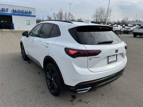 Used 2025 Buick Envision Sport Touring AWD/4WD image 3