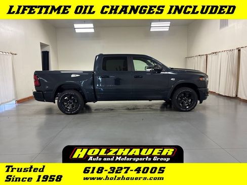 New 2026 RAM 1500 Big Horn AWD/4WD image 1