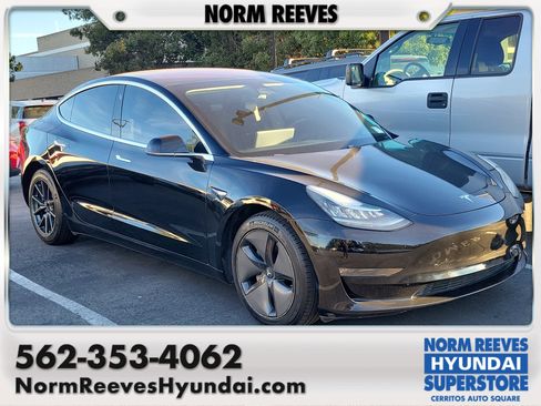 Used 2018 Tesla Model 3 Long Range image 1