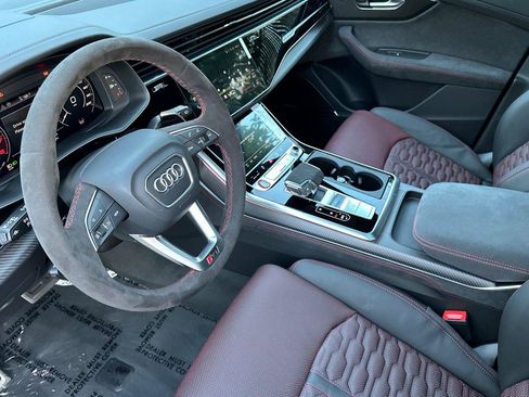 New 2026 Audi RS Q8 performance image 9