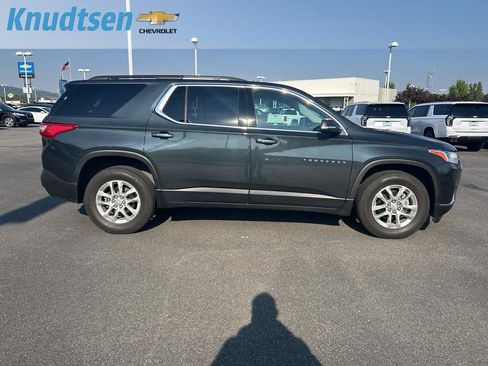 Used 2021 Chevrolet Traverse LT AWD/4WD image 8