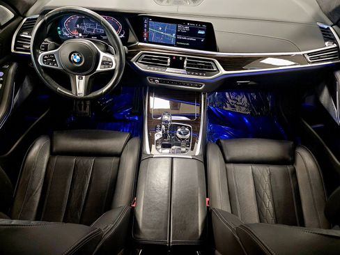 Used 2019 BMW X7 xDrive50i w/ Dynamic Handling Package image 13