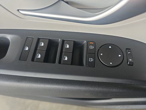 Certified 2025 Hyundai Tucson SE FWD image 27