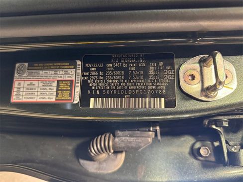 Certified 2023 Kia Sorento S w/ Panoramic Sunroof Package image 31