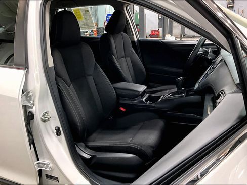 Used 2021 Subaru Outback image 8