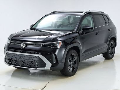 New 2025 Volkswagen Taos SE