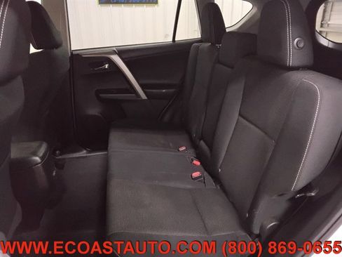 Used 2018 Toyota RAV4 XLE image 13