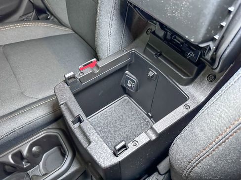 New 2026 Jeep Wrangler Sport image 32