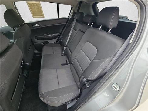 Used 2021 Kia Sportage LX image 19