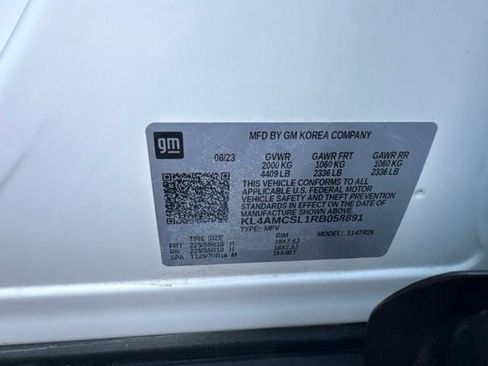 Used 2024 Buick Encore GX Preferred AWD/4WD image 30