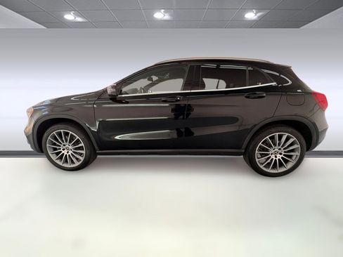 Used 2018 Mercedes-Benz GLA 250 image 2