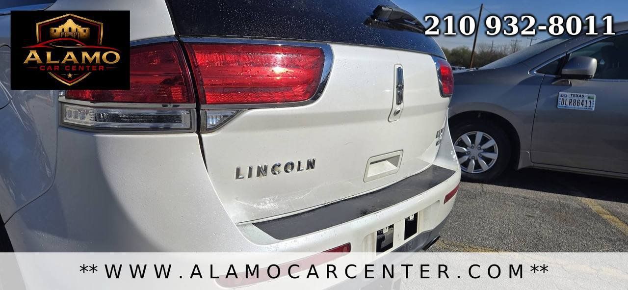 Used 2012 Lincoln MKX AWD image 11