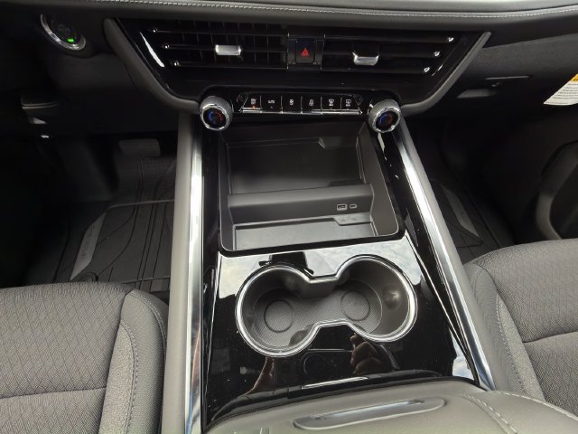 New 2026 Chevrolet Suburban LS RWD image 15