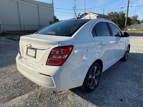 Used 2017 Chevrolet Sonic LT w/ Convenience Package image 4