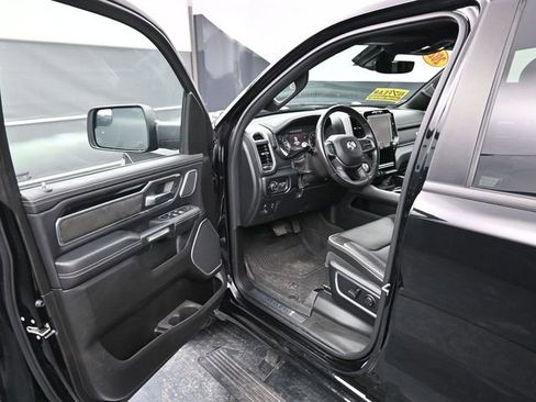 Used 2022 RAM 1500 Laramie image 12