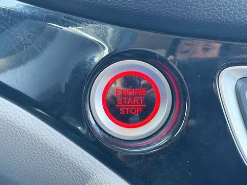 Used 2017 Honda Pilot Elite image 35