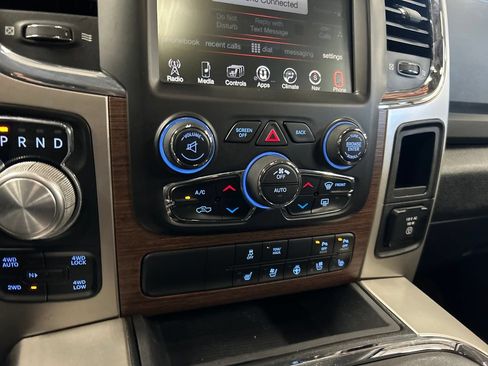 Used 2017 RAM 1500 Laramie w/ Convenience Group AWD/4WD image 19