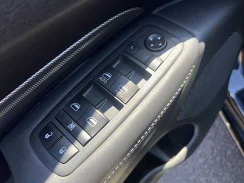 Used 2020 Dodge Durango R/T w/ Technology Group AWD/4WD image 27