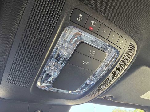 Certified 2025 Mercedes-Benz GLB 250 GLB 250 image 36