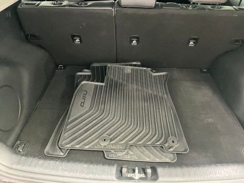 Used 2019 Kia Niro S Touring image 25