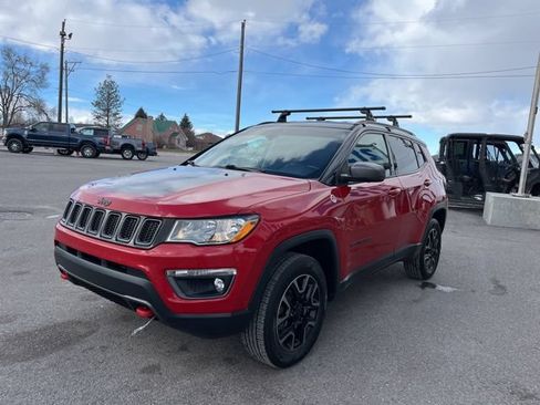 Used 2019 Jeep Compass Trailhawk AWD/4WD image 3