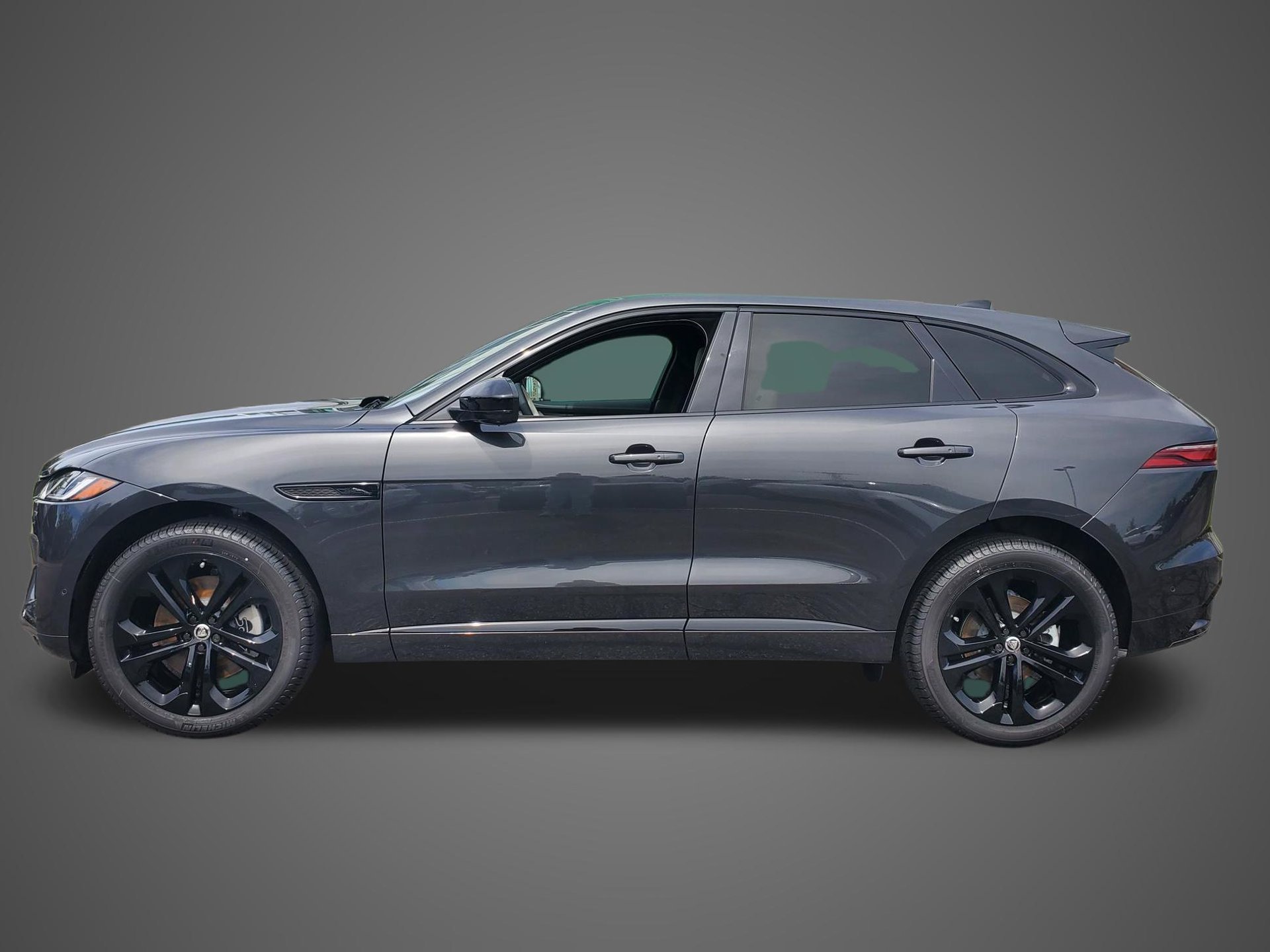 New 2026 Jaguar F-PACE R-Dynamic S AWD/4WD image 9