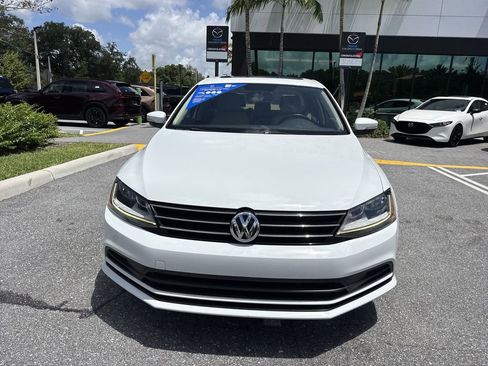 Used 2017 Volkswagen Jetta SE FWD image 29