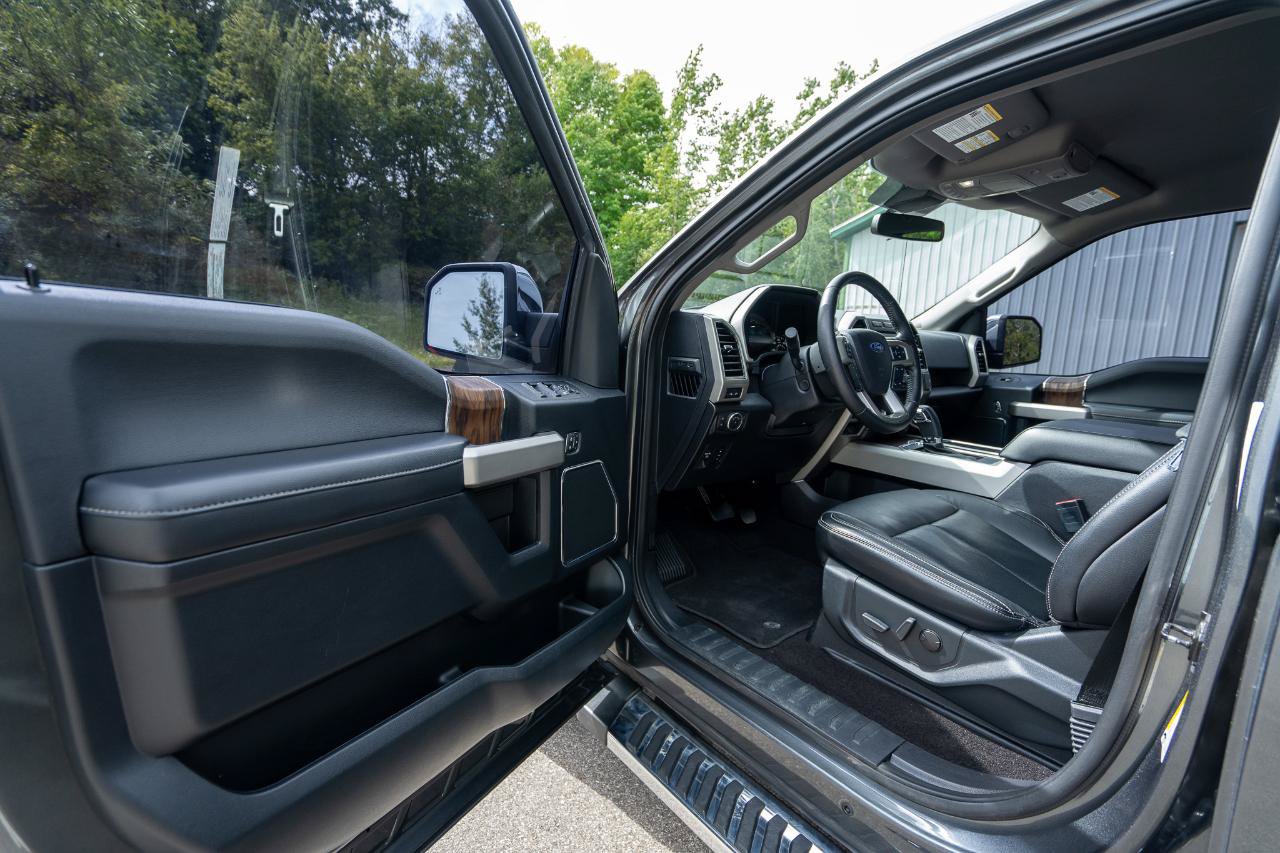 Used 2020 Ford F150 Lariat w/ Equipment Group 502A Luxury AWD/4WD image 13
