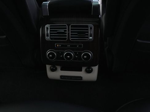 Used 2015 Land Rover Range Rover Supercharged image 24