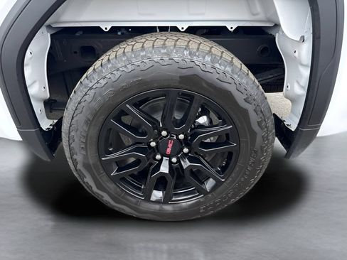 Used 2025 GMC Sierra 1500 Elevation AWD/4WD image 35
