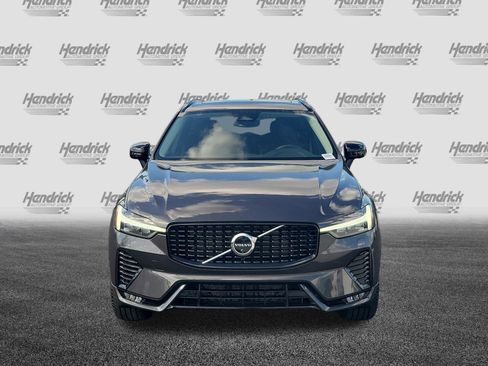 Used 2025 Volvo XC60 B5 Plus image 5