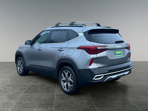 Used 2022 Kia Seltos EX image 5