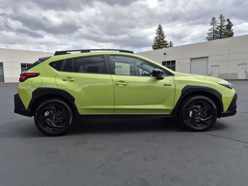 Used 2026 Subaru Crosstrek 2.5i Sport AWD/4WD image 4
