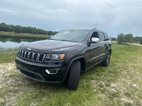 Used 2017 Jeep Grand Cherokee Limited RWD image 1