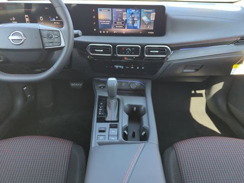 New 2026 Nissan Sentra SR w/ Floor Mat Package image 26