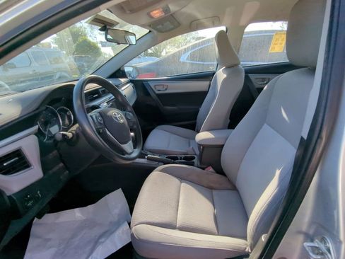 Used 2014 Toyota Corolla LE FWD image 6