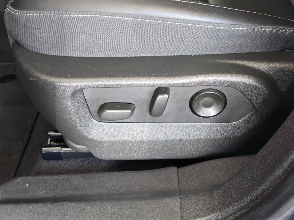 Used 2024 Buick Envision Preferred AWD/4WD image 20