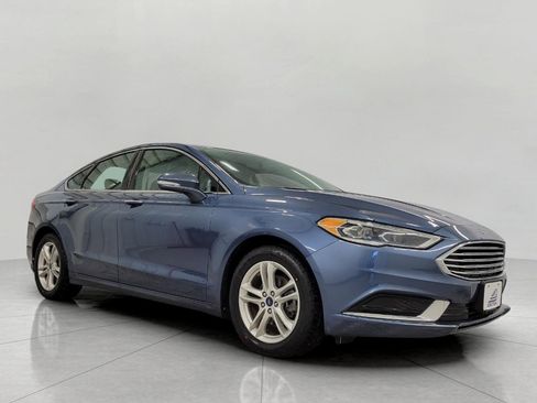 Used 2018 Ford Fusion SE w/ Fusion SE Technology Package image 1