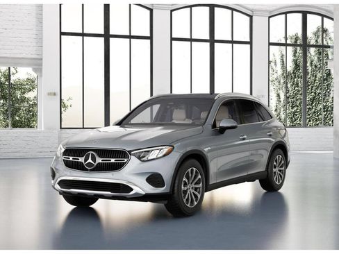Certified 2025 Mercedes-Benz GLC 300 4MATIC image 40