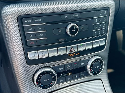 Used 2019 Mercedes-Benz SLC 300 image 15