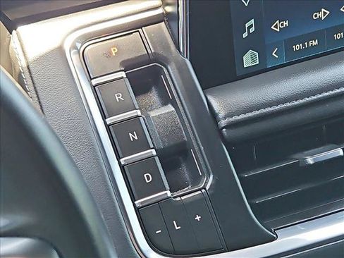Certified 2023 Chevrolet Tahoe LT w/ Luxury Package AWD/4WD image 18