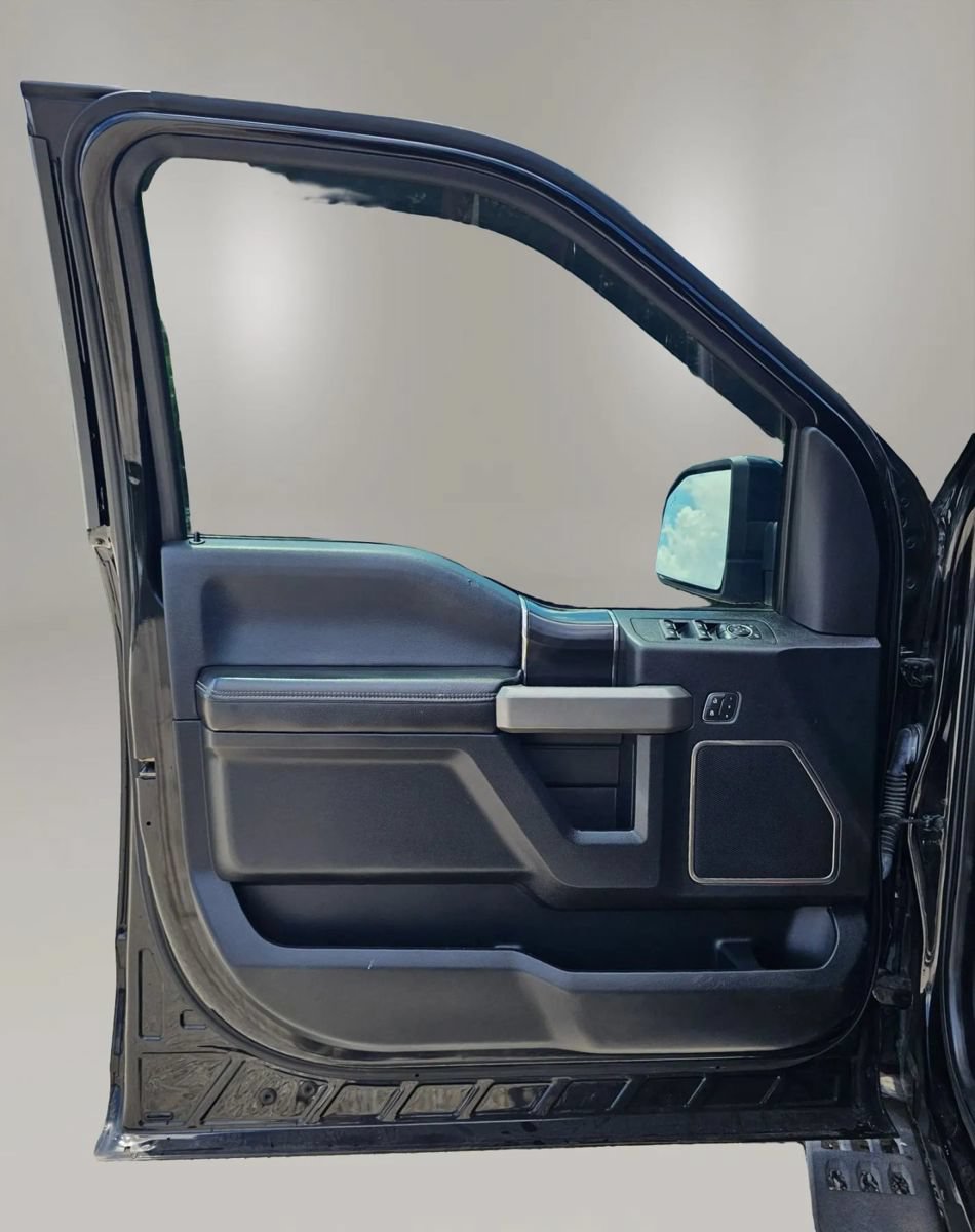Used 2019 Ford F150 Raptor w/ Equipment Group 802A Luxury AWD/4WD image 27